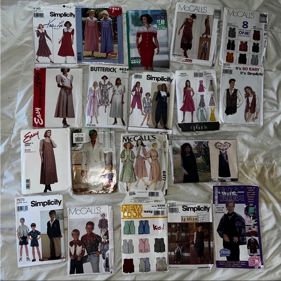 Sewing patterns Lot of vintage dress vest 19 womens fabric pattern 1990s & 2000s - Picture 2 of 4